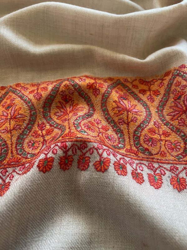 Neemdor Sozni Hand Embroidered White Shawl